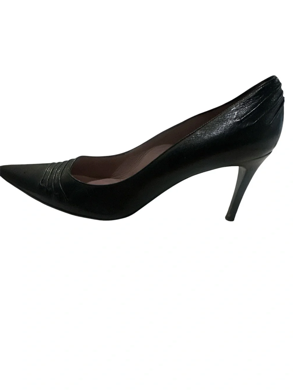 MaxMara Black Pointed Leather Pumps with Subtle Pleat Detail